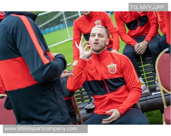 体坛动态：足协领导亲自会晤邵佳一加班制定重要报告推动改革