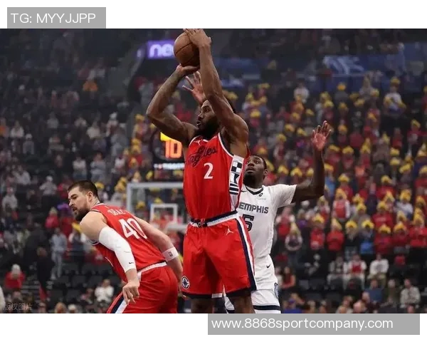 莱昂纳德三场比赛连续得分30却难救球队陷入连败困境